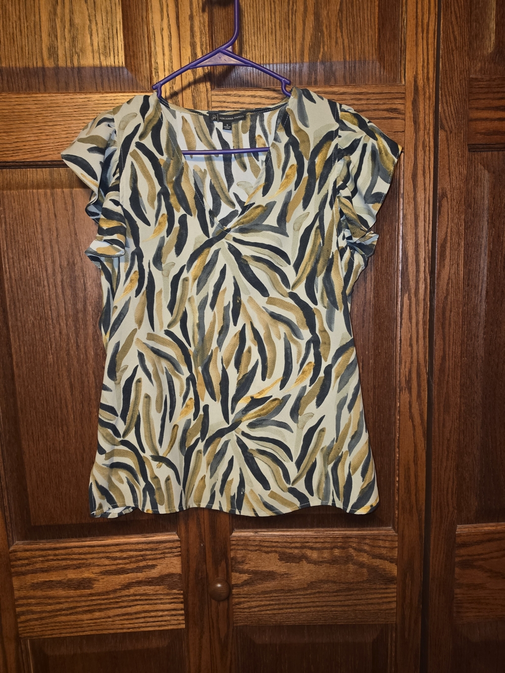 Adrianna Papell Cream, Black & Tan Abstract Leaf V-Neck Blouse
